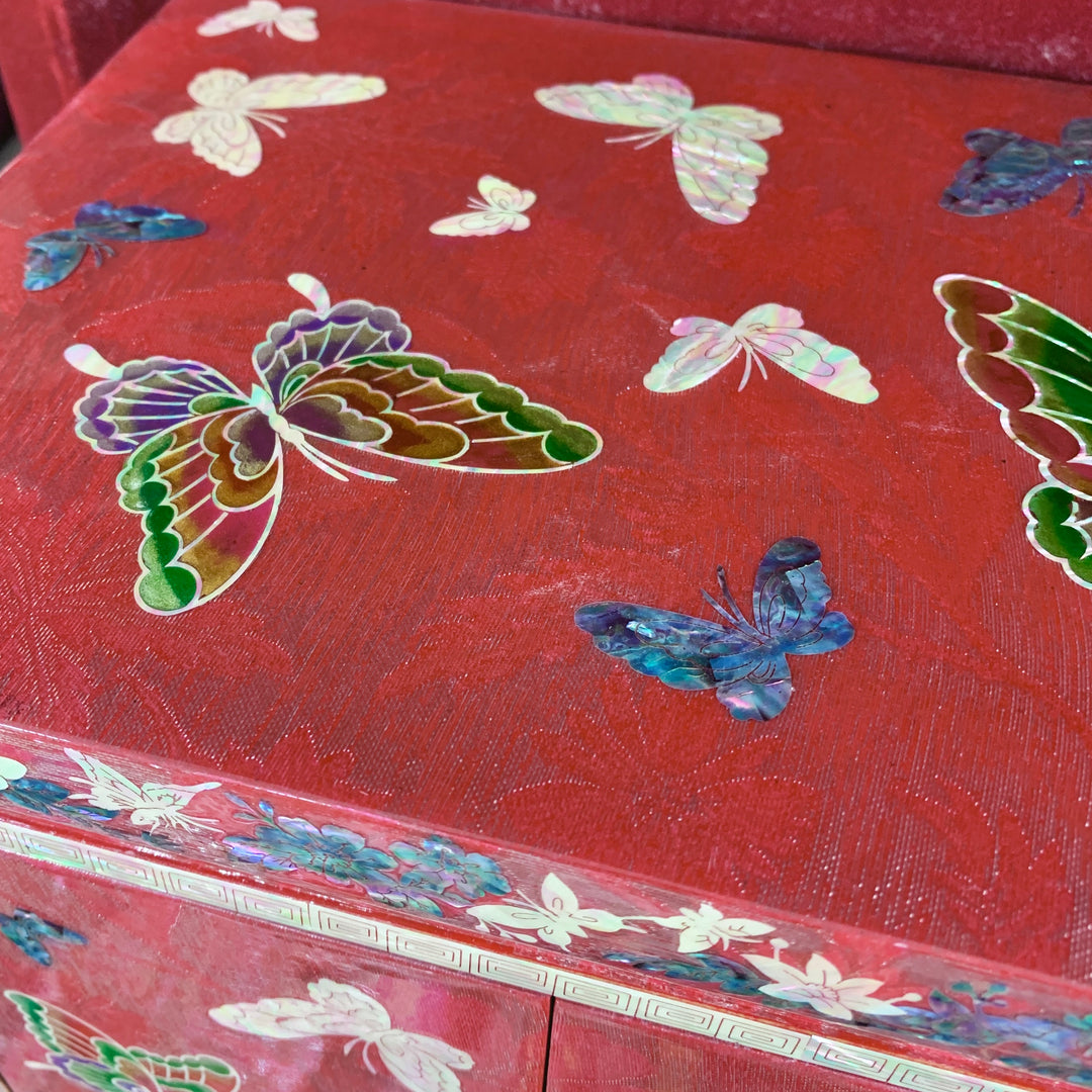Pink Silk-Layered Mother of Pearl Double Doored Jewelry Box with Butterfly and Vine Pattern (자개 비단 은사 호접 당초문 보석함)