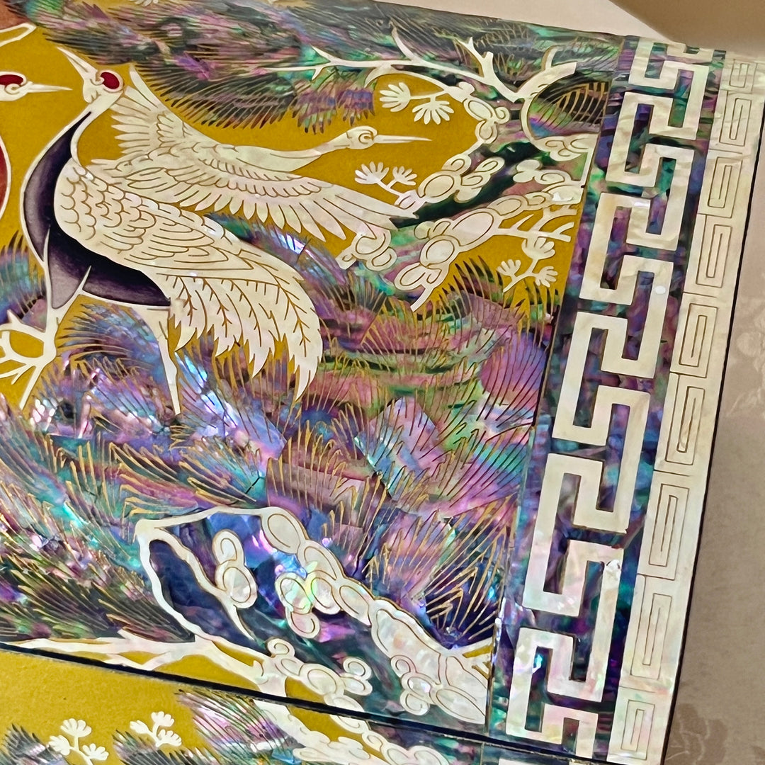 Mother-of-Pearl Jewelry Box: Pine and Crane Motif on Gold Ground