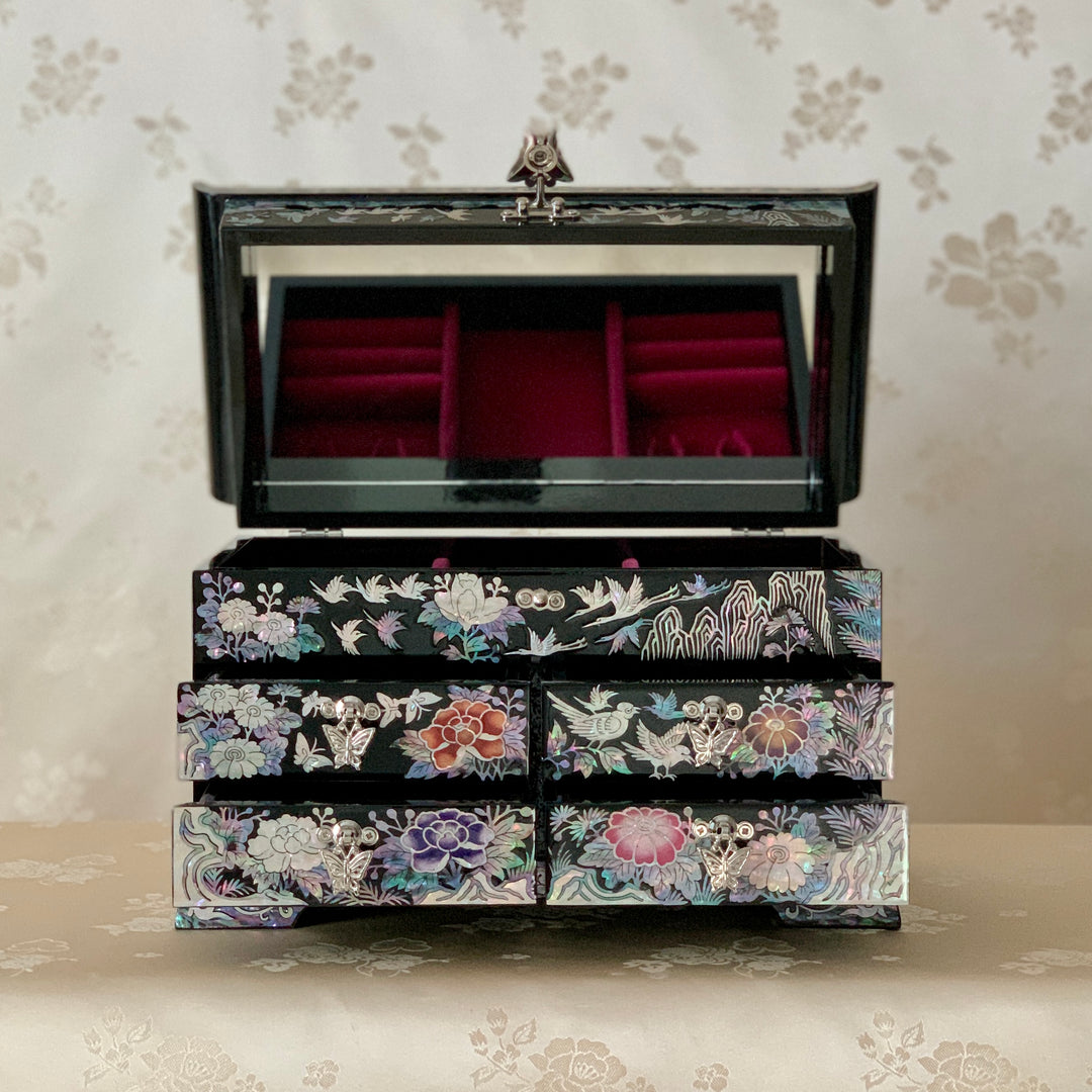 Mother of Pearl Jewelry Box with Peony and Crane Pattern (자개 목단 송학문 선비 보석함)