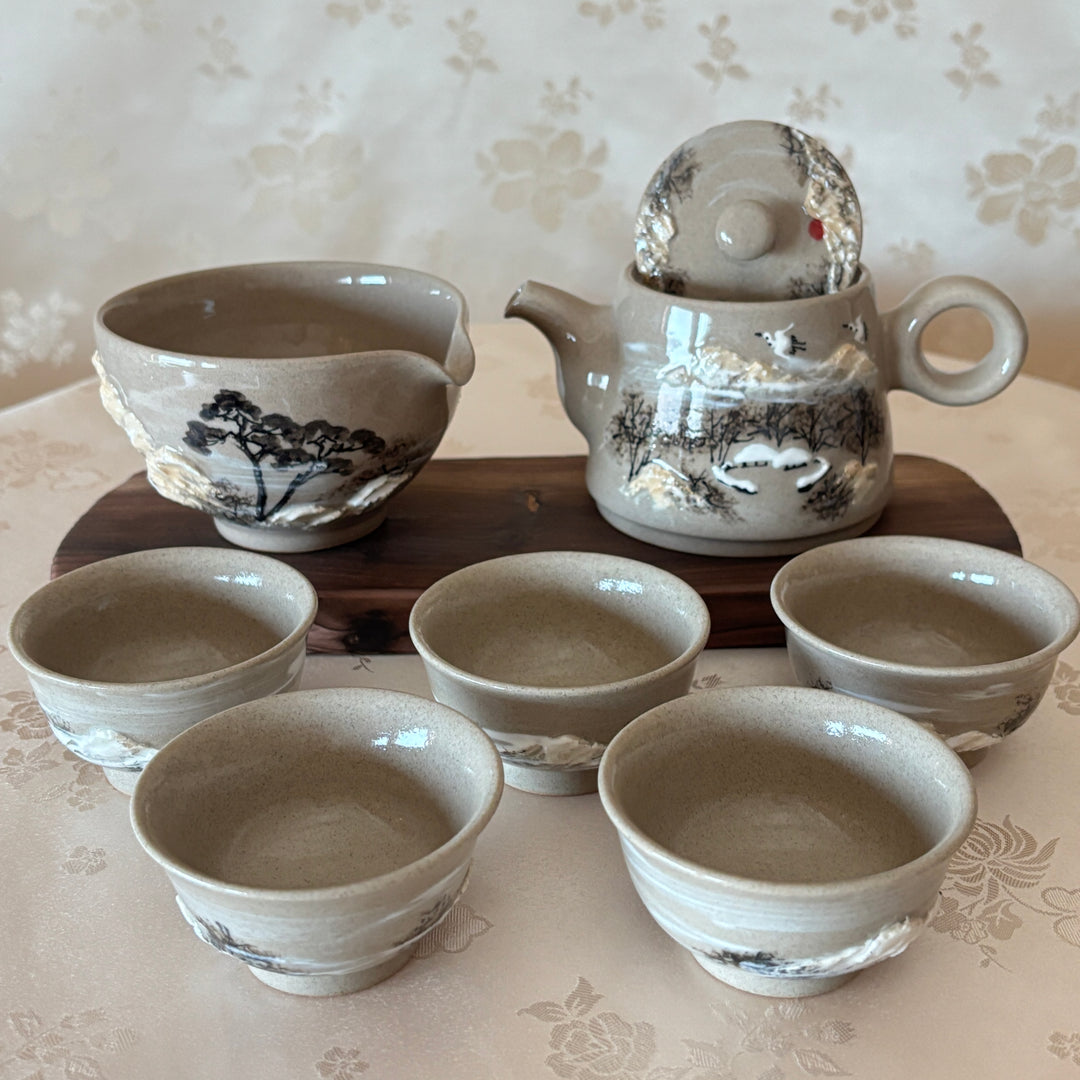 Buncheong Tea Set (Dagi): Relief-Applied Snowy Landscape Motif by Master Artisan, 5-Person Set