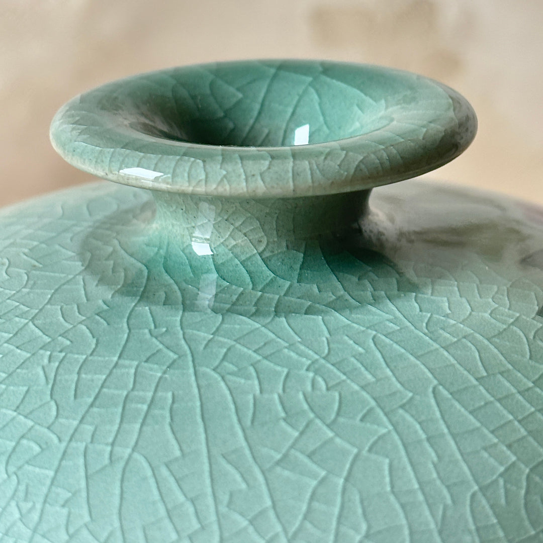 Celadon Vessel (Ho): Peony Motif in White-Slip Sgraffito with Red Clay Accents