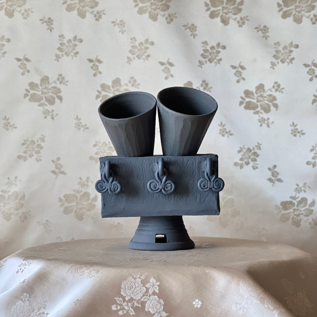 Silla Earthenware Horn-Cup Vessel: Twin Horn-Shaped Cups on Rectangular Stand