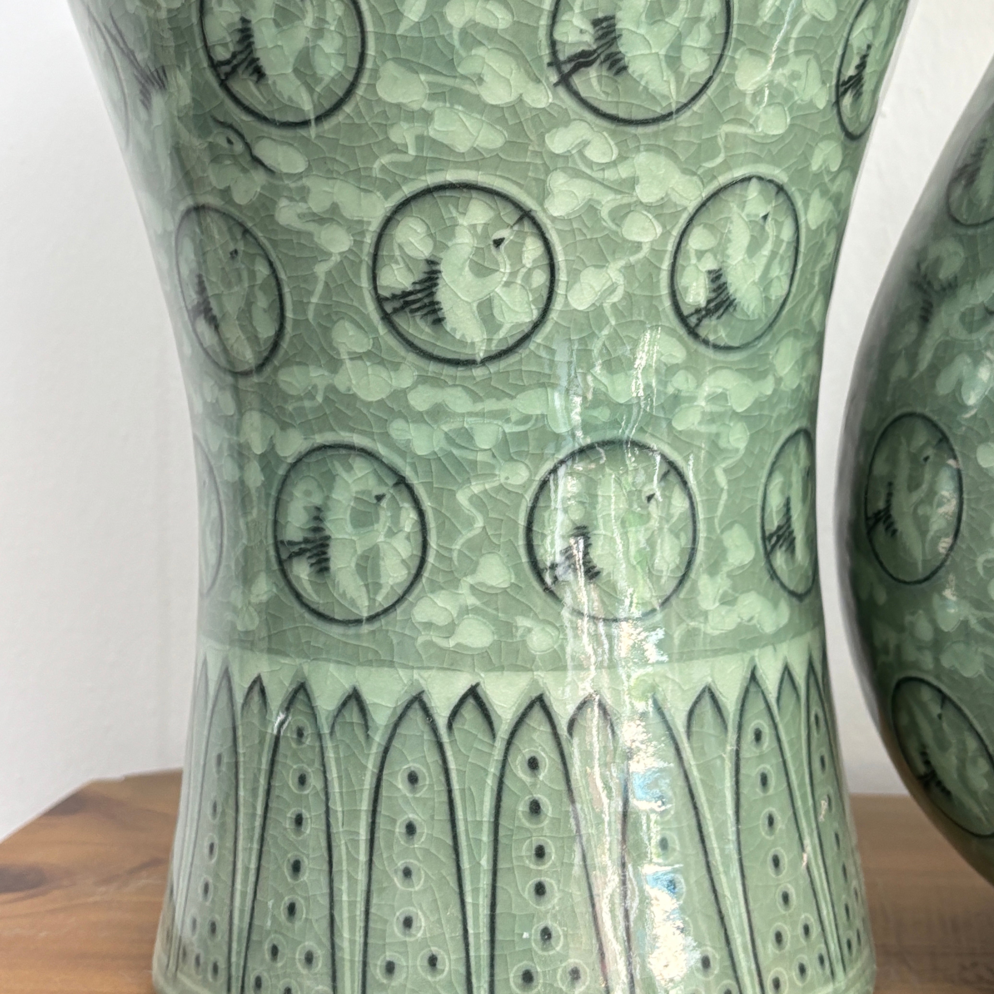 Celadon Openwork Vase Set: Inlaid Crane and Cloud Motif – ArtinKo