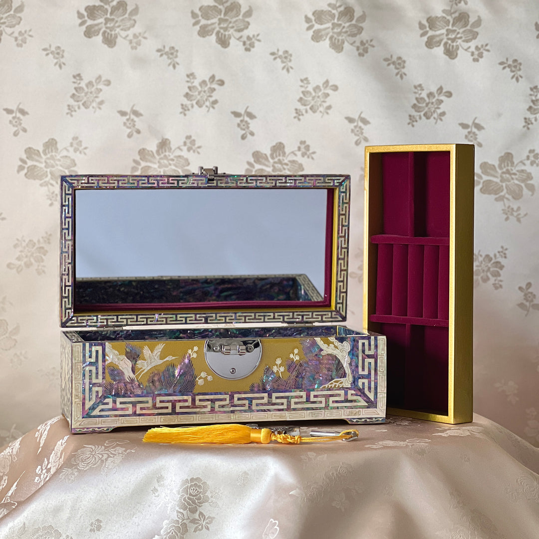 Mother-of-Pearl Jewelry Box: Pine and Crane Motif on Gold Ground