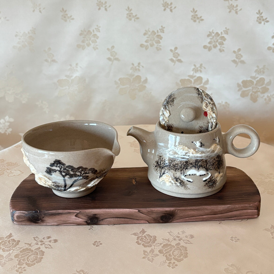 Buncheong Tea Set (Dagi): Relief-Applied Snowy Landscape Motif by Master Artisan, 5-Person Set