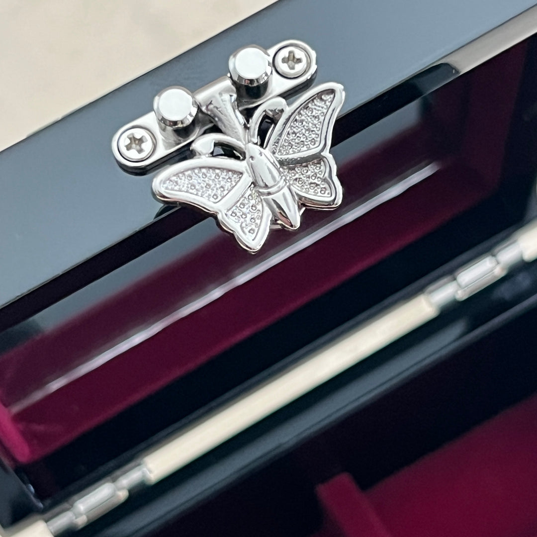 Mother-of-Pearl Ring Box: Bear, Rocky Mountains, Inuksuk and Maple Leaf Motifs