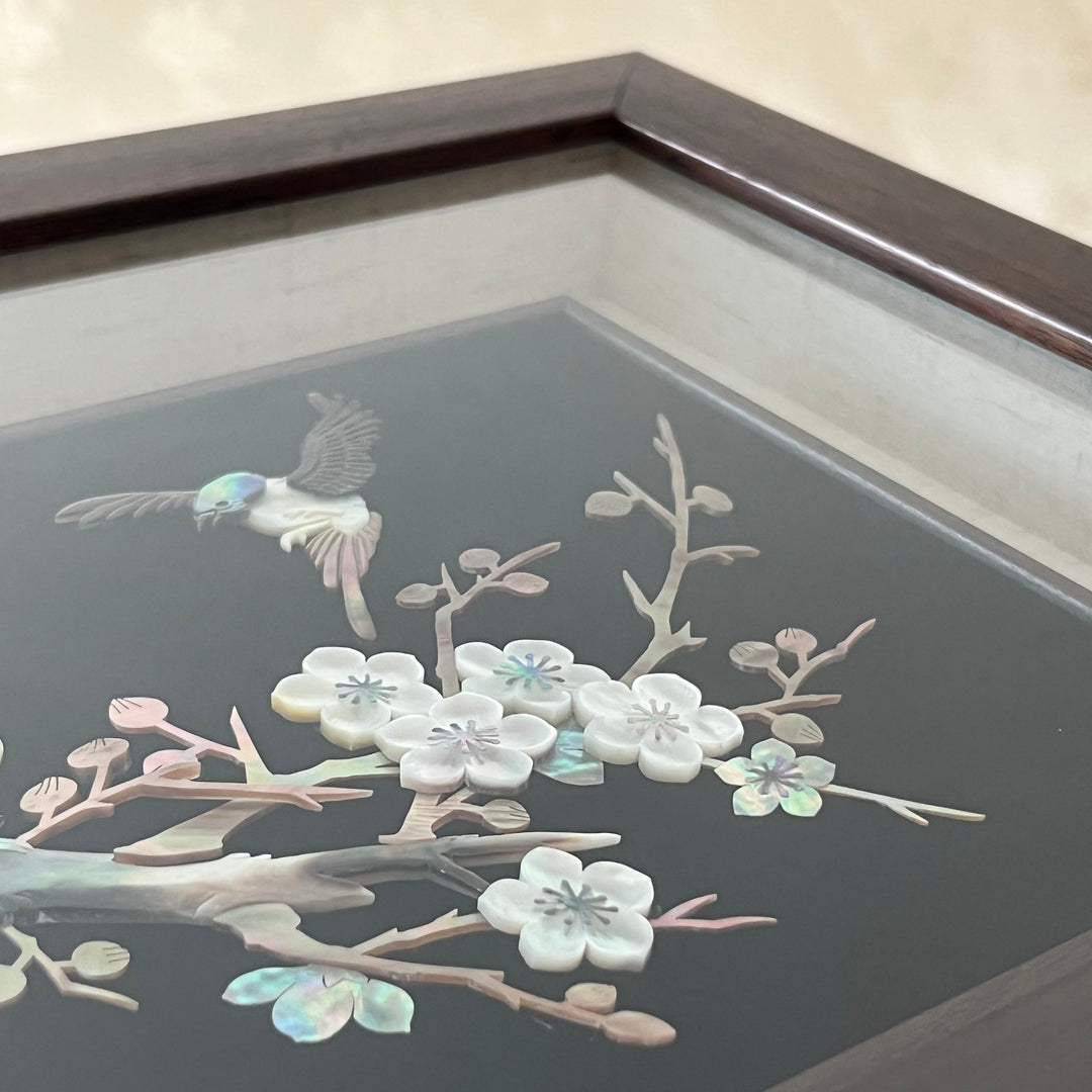 Mother-of-Pearl Art Panel Set: Whole-Shell Details, Horizontal Format