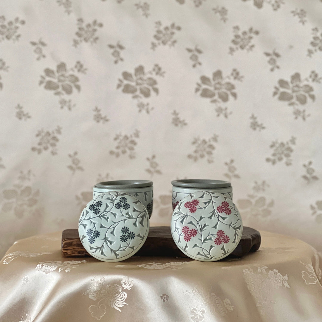 Grayish Blue Powdered Celadon Set of Two Tea Cups with Chrysanthemum Pattern (분청 국화문 컵 세트)