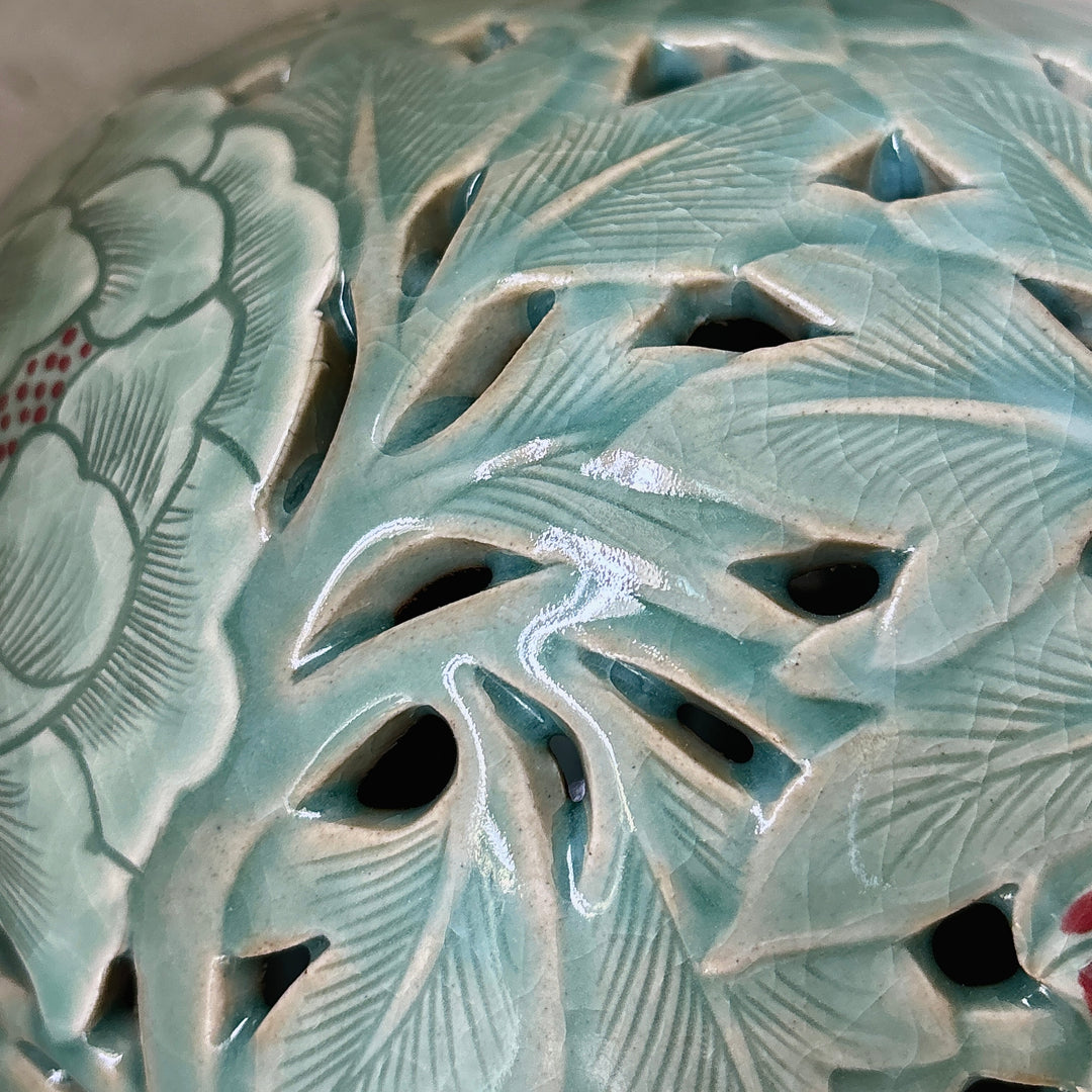 Celadon Maebyeong Vase: Double-Wall Openwork with Peony Motif