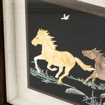 木枠菊螺鈿細工（자개 원패 국화문 액자）