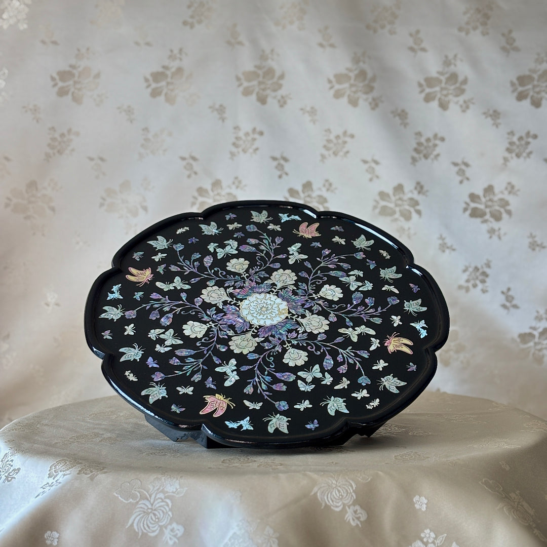 Floral-Shaped Mother-of-Pearl Tray Adorned with Butterfly and Peony Motifs