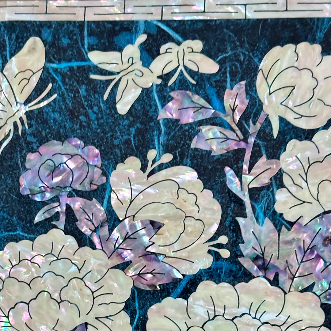 Mother of Pearl Jewelry Box: Butterfly and Peony Motif on Navy Hanji
