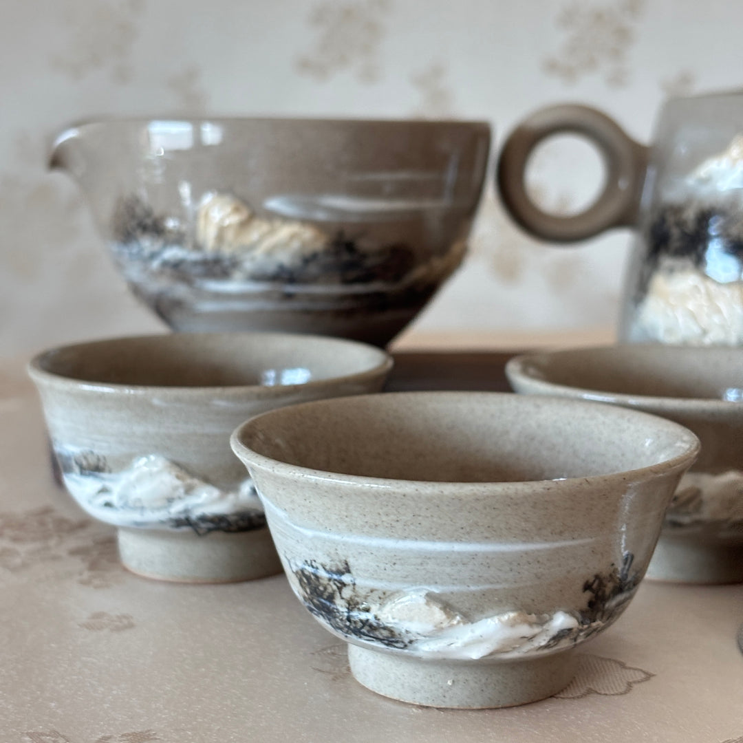 Buncheong Tea Set (Dagi): Relief-Applied Snowy Landscape Motif by Master Artisan, 5-Person Set