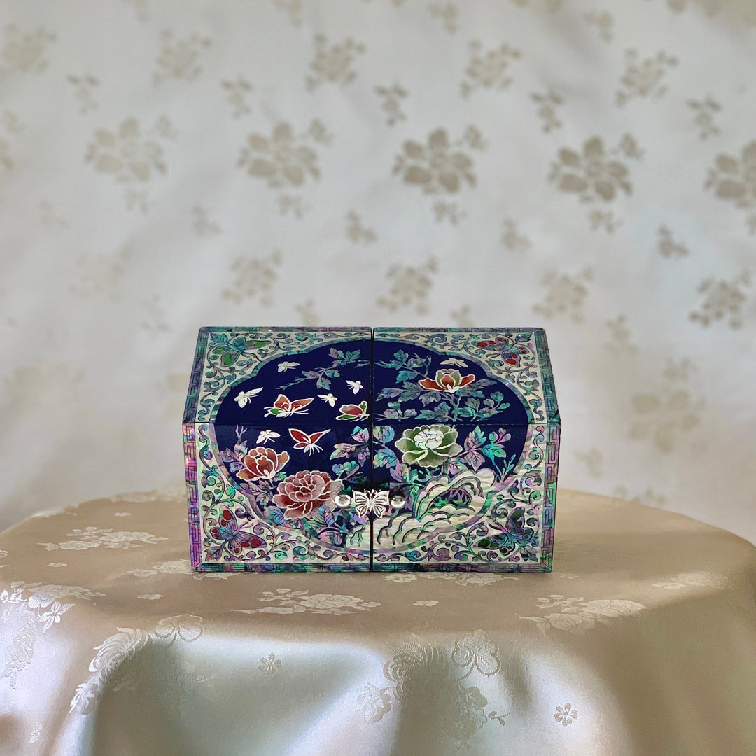 蝶と牡丹の模様の螺鈿コバルト色の木製ジュエリーボックス (자개 목단문 쌍합)