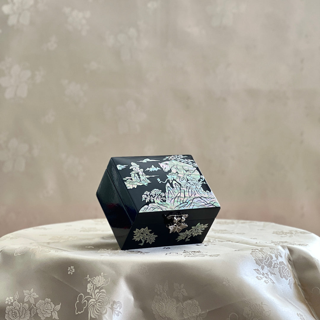 Mother-of-Pearl Ring Box: Bear, Rocky Mountains, Inuksuk and Maple Leaf Motifs