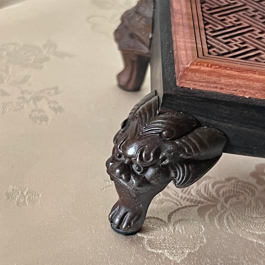 Bronze Bell on Crescent Moon Stand: Cheongwol Bell, Sacred Bell of King Seongdeok Motif