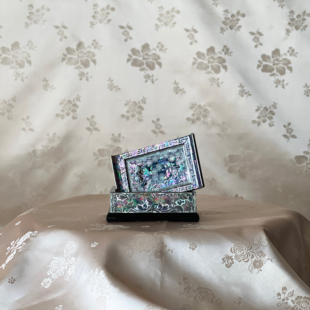 Mother-of-Pearl Lidded Box: Scholar’s Desk-Inspired Form with Crane and Pine Motif
