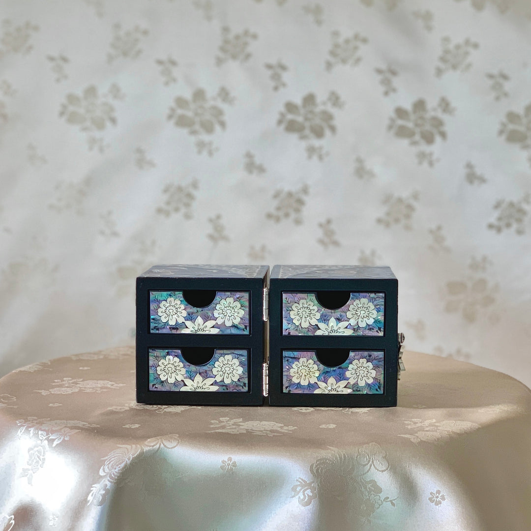 蝶と牡丹の模様の螺鈿コバルト色の木製ジュエリーボックス (자개 목단문 쌍합)