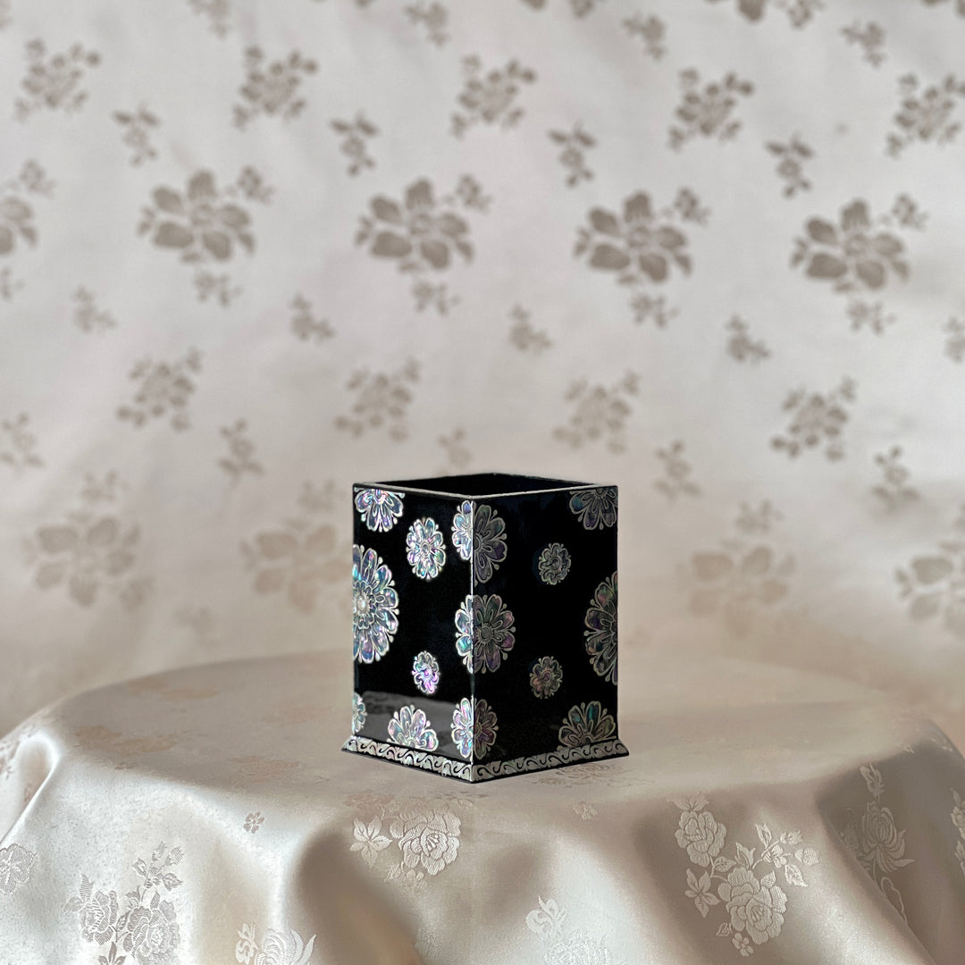 Mother of Pearl Pen Holder with Chrysanthemum Pattern (자개 국화문 필통)