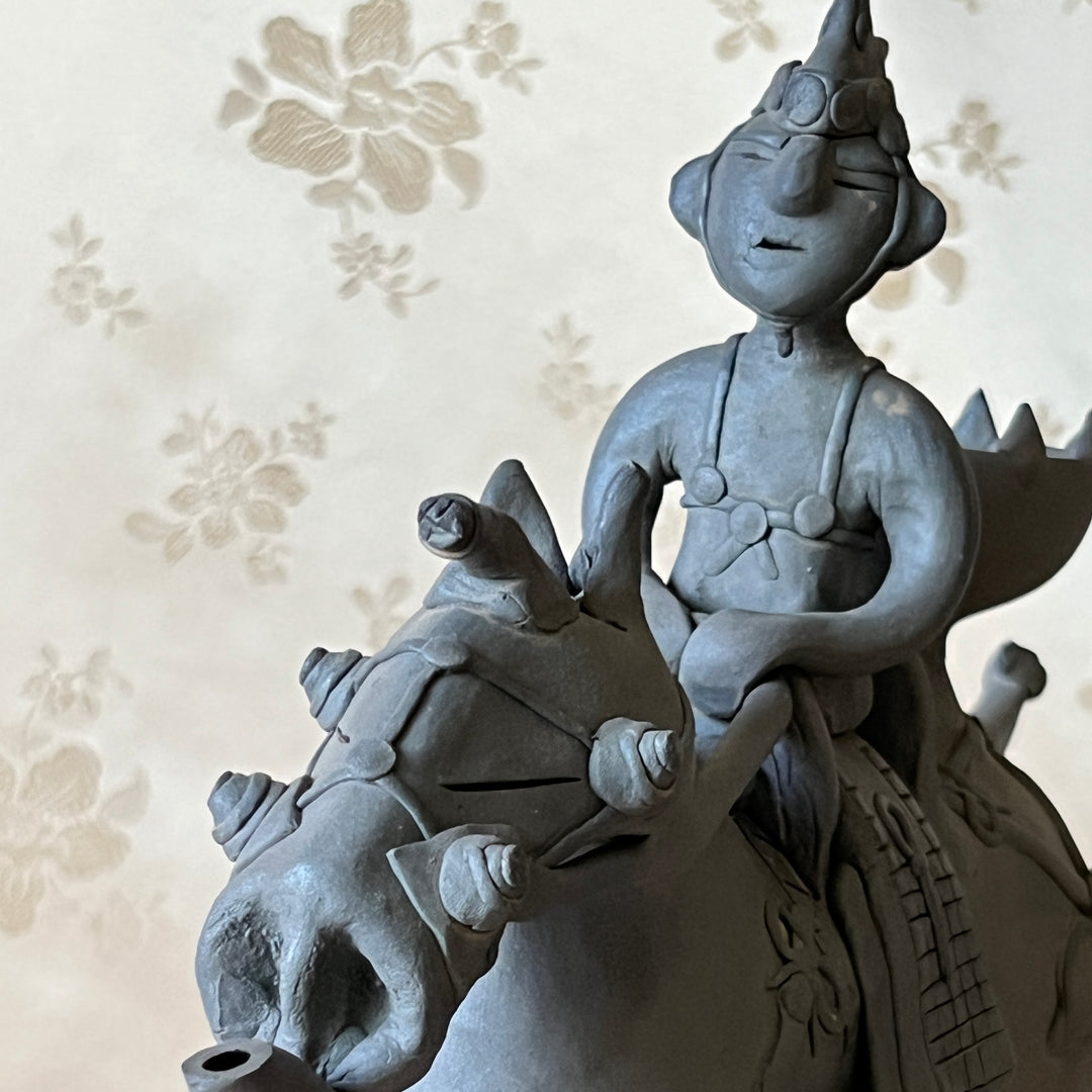 Silla Earthenware: Paired Horse-and-Rider Vessels with Master and Attendant Figures