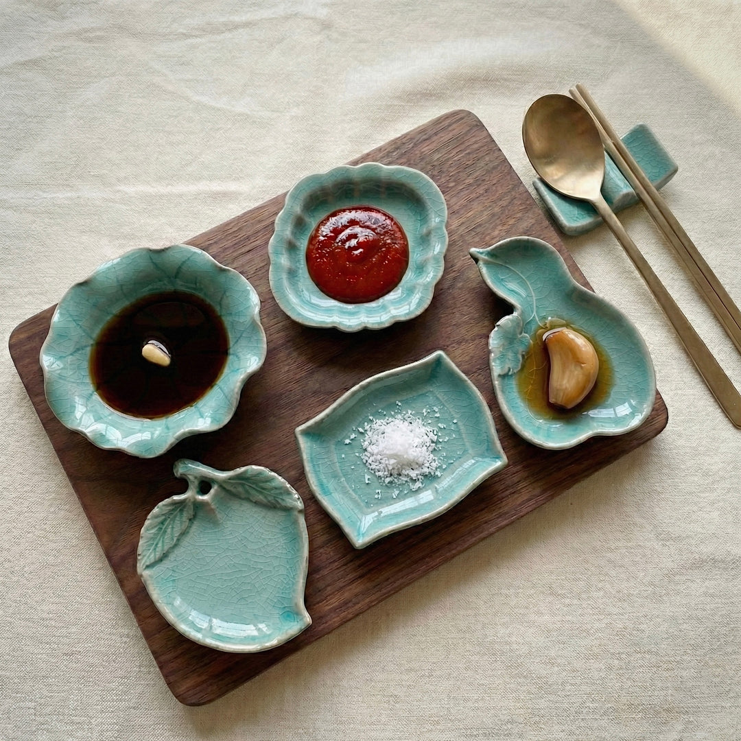 Celadon Jongji Set: Traditional Miniature Dishes for Sauces and Banchan