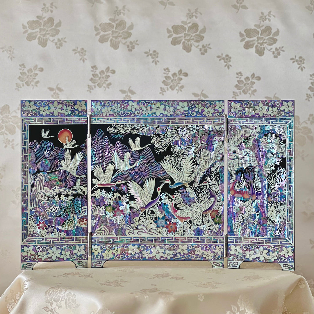 Mother of Pearl Wooden Folding Screen for Table with Symbols of Longevity Pattern (자개 장생문 3폭 병풍)