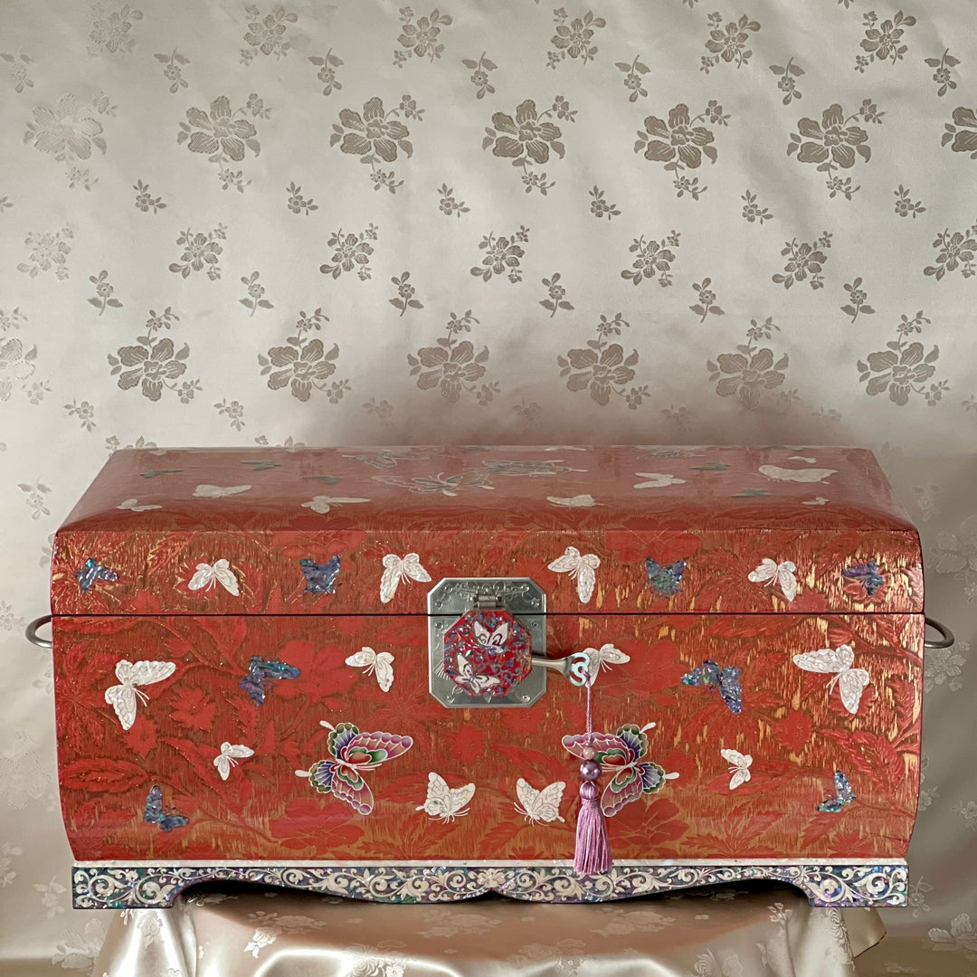 Orange Silk Layered Mother of Pearl Storage Box with Butterfly Pattern (자개 비단 금사 호접문 보관함)