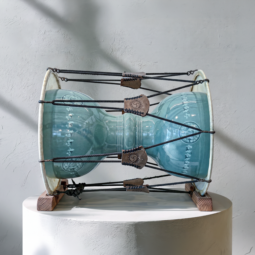 Celadon Janggu (Hourglass Drum): Inlaid Cloud-and-Crane Motif