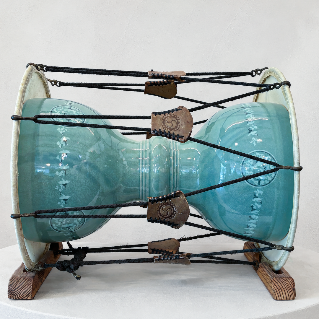 Celadon Janggu (Hourglass Drum): Inlaid Cloud-and-Crane Motif
