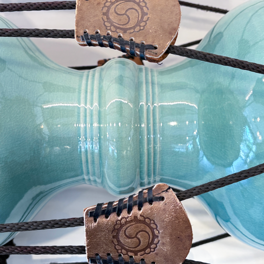 Celadon Janggu (Hourglass Drum): Inlaid Cloud-and-Crane Motif