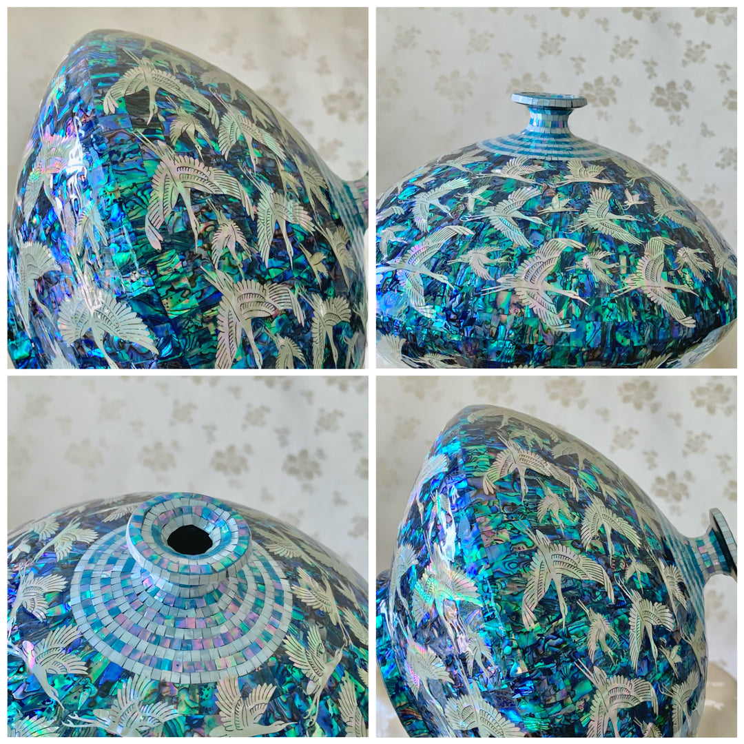 Mother of Pearl Ceramic Vase with 100 Cranes Pattern (자개 백학문 호)