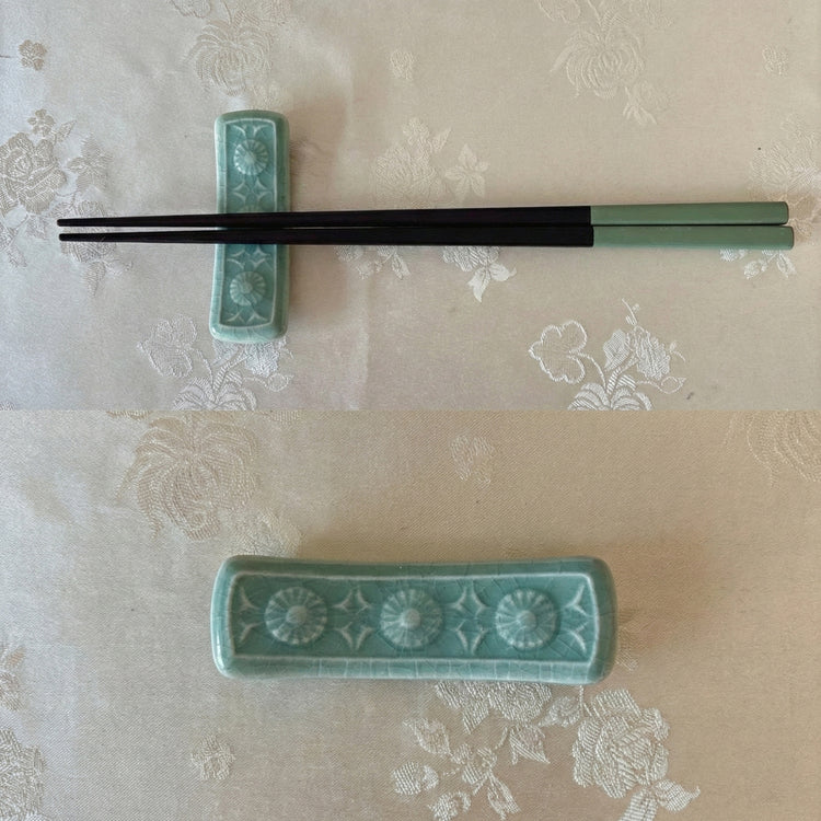 ceramic chopstick rest flower