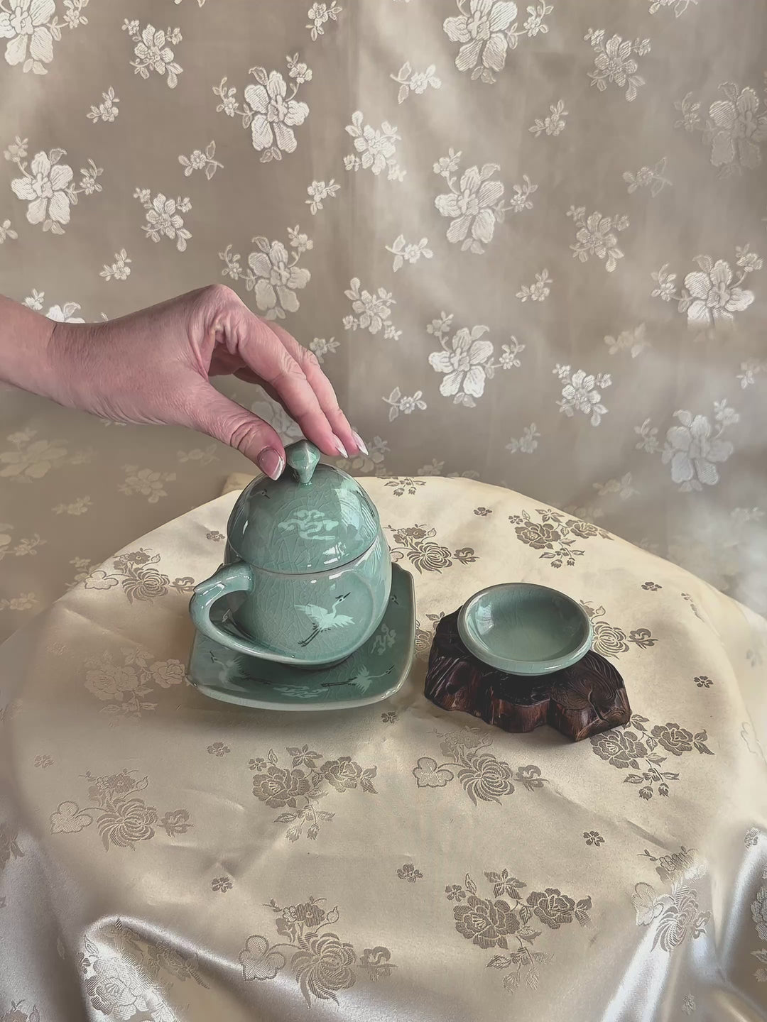 Celadon Tea Cup: Crane Egg Shaped, Inlaid Crane and Cloud Motif
