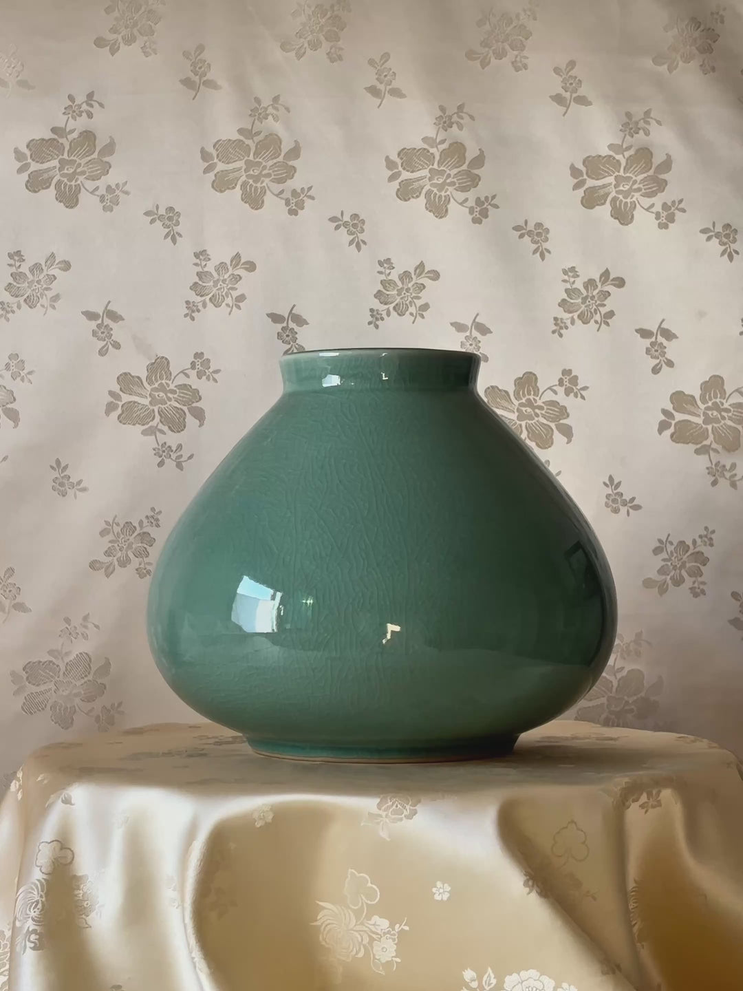 Celadon Jar: Pure Celadon Form