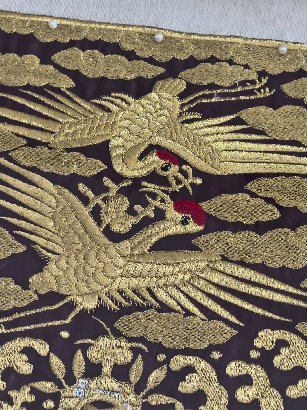 zoomin-golden-cranes