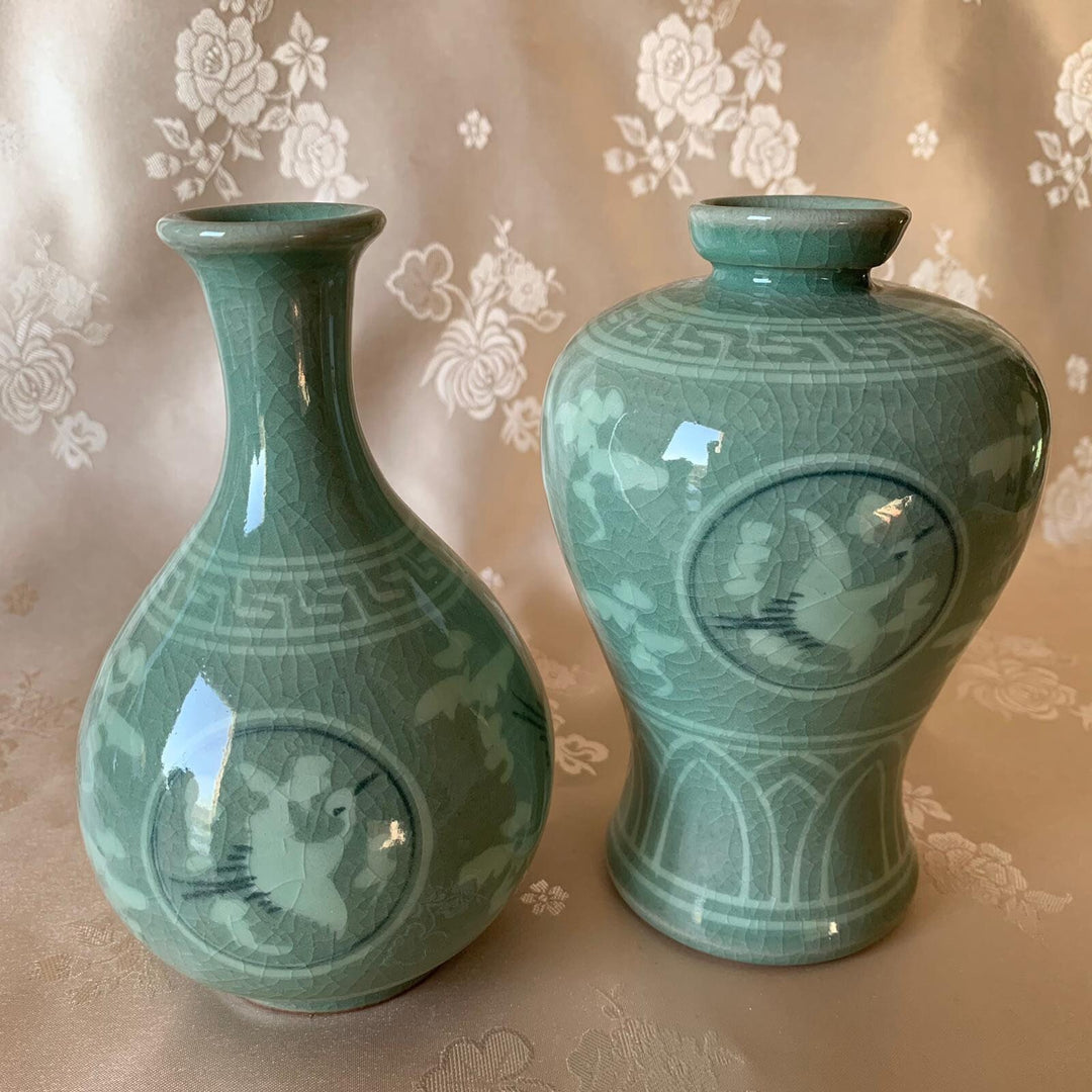 Celadon Mini Vase Set with Inlaid Cloud and Crane Pattern (청자 상감 운학문 매병,주병)