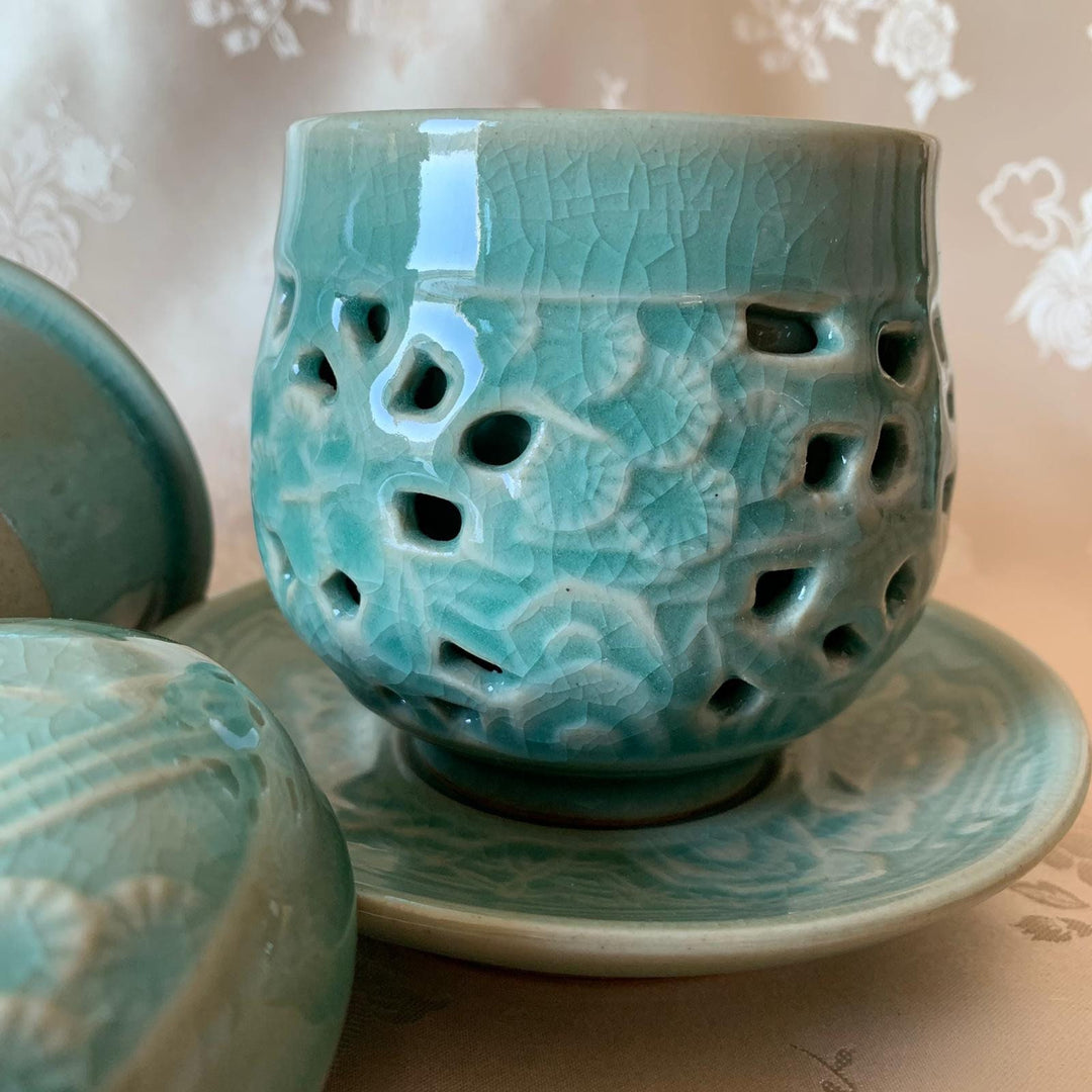 Korean traditional Celadon double wall cup with plate- sip jansaeng