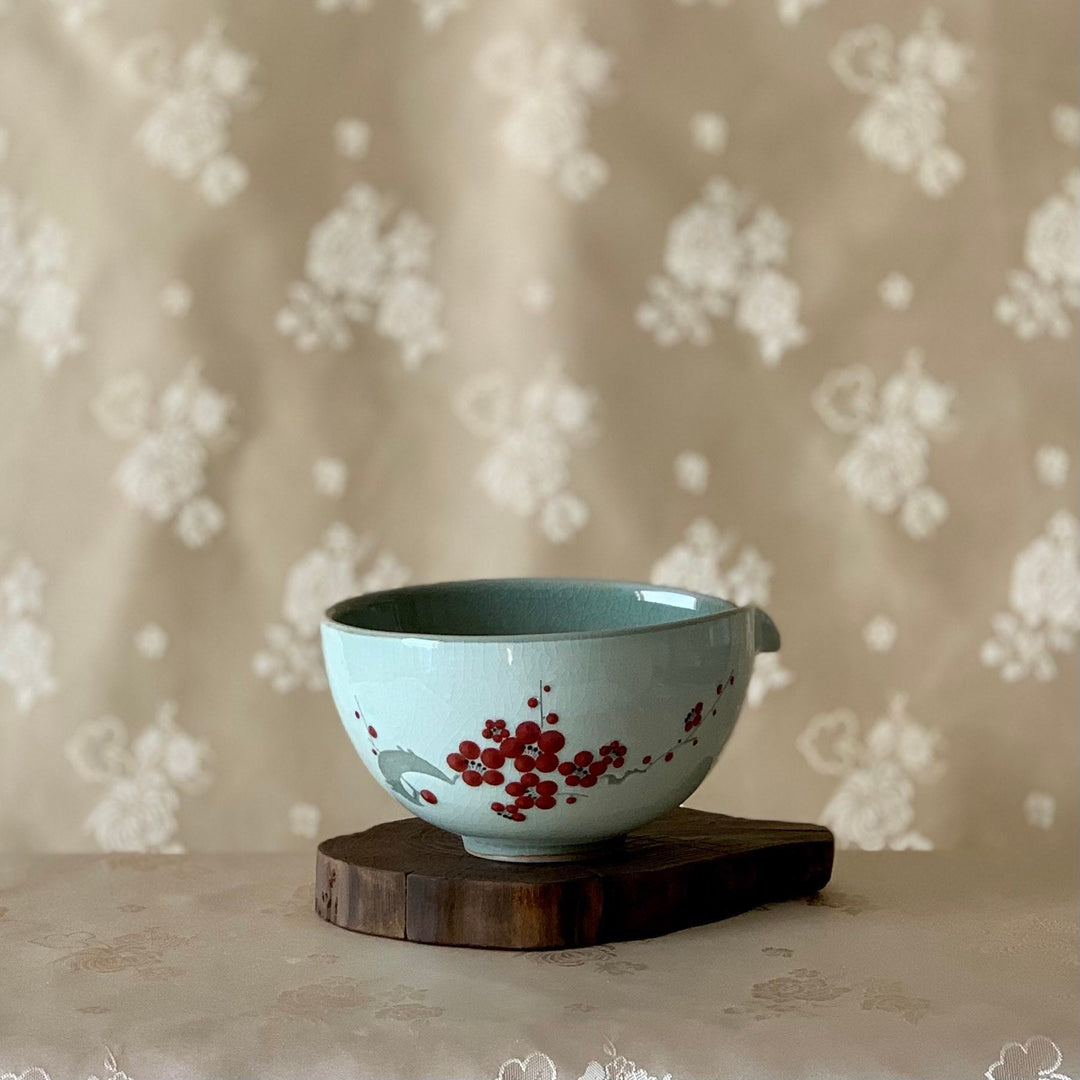 Celadon Tea Set for 5 people with Red Plum Pattern (청자 매화문 5인 다기 세트)