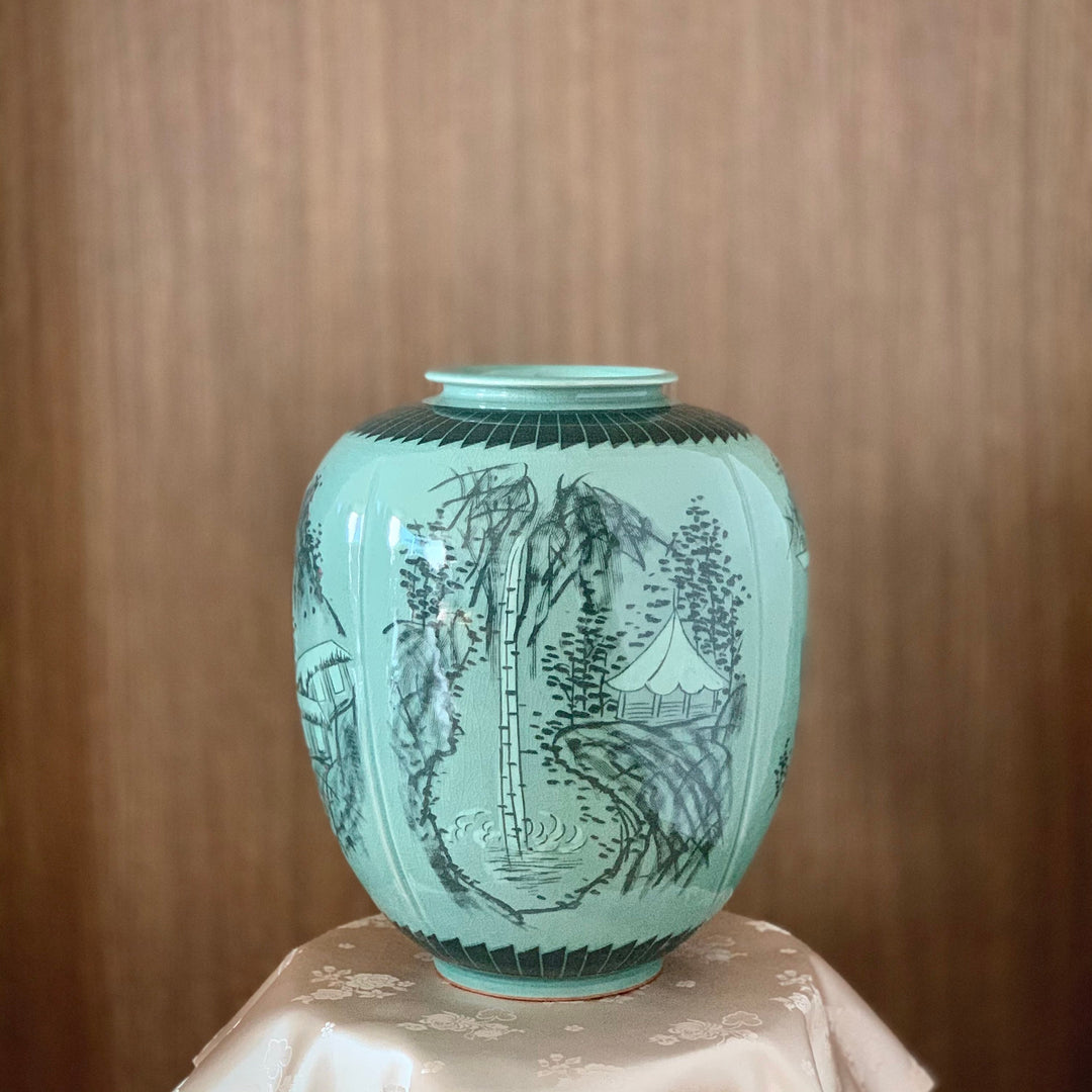 Einzigartige koreanische traditionelle Celadon-Vase mit vier Jahreszeiten