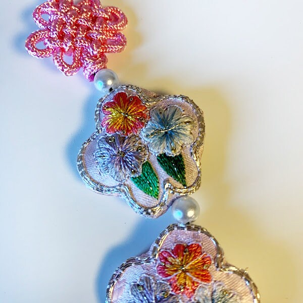 Norigae - Korean traditional hanbok accessory flowers