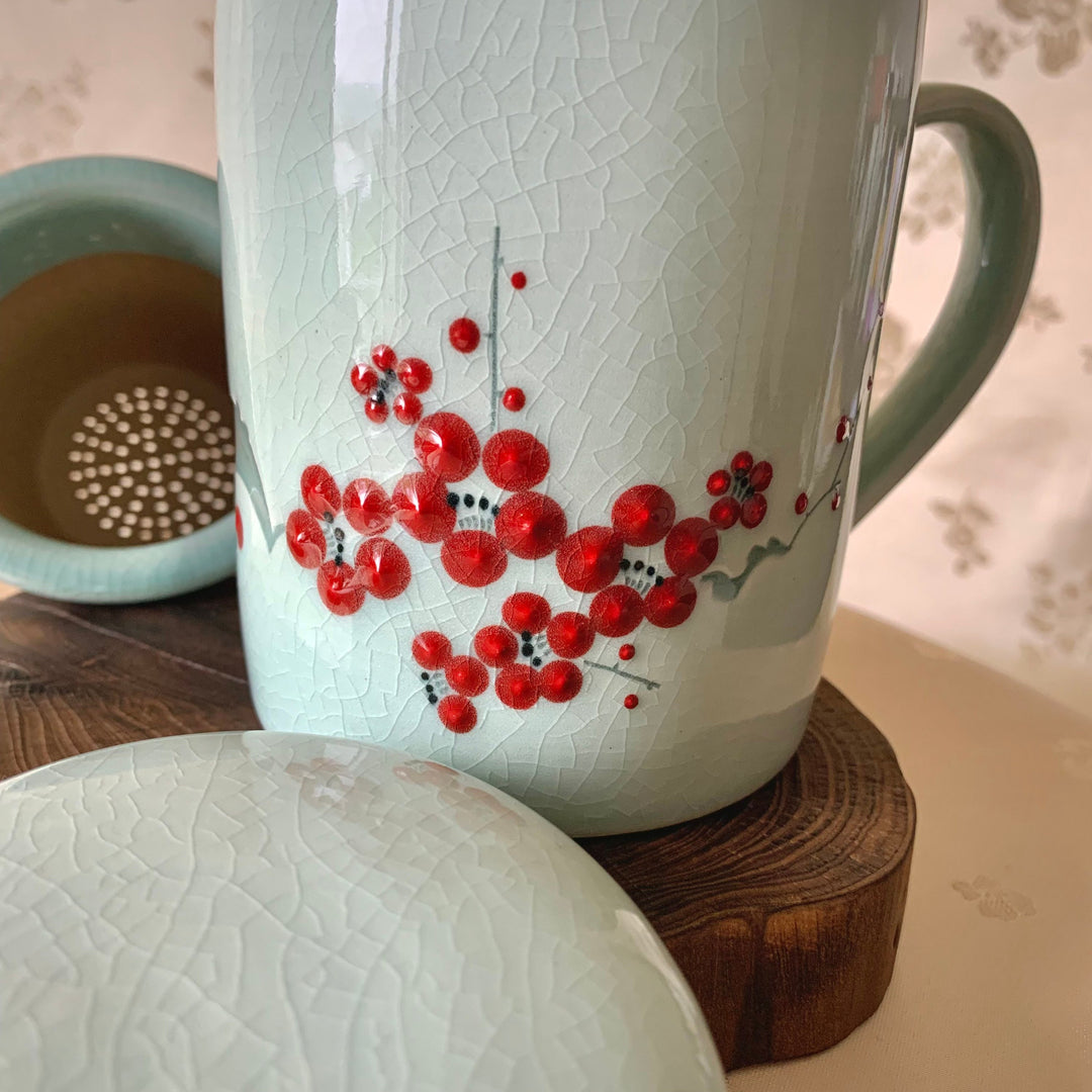 White Celadon Tea Mug with Red Plum  Pattern (청자 백상감 매화문 머그잔)
