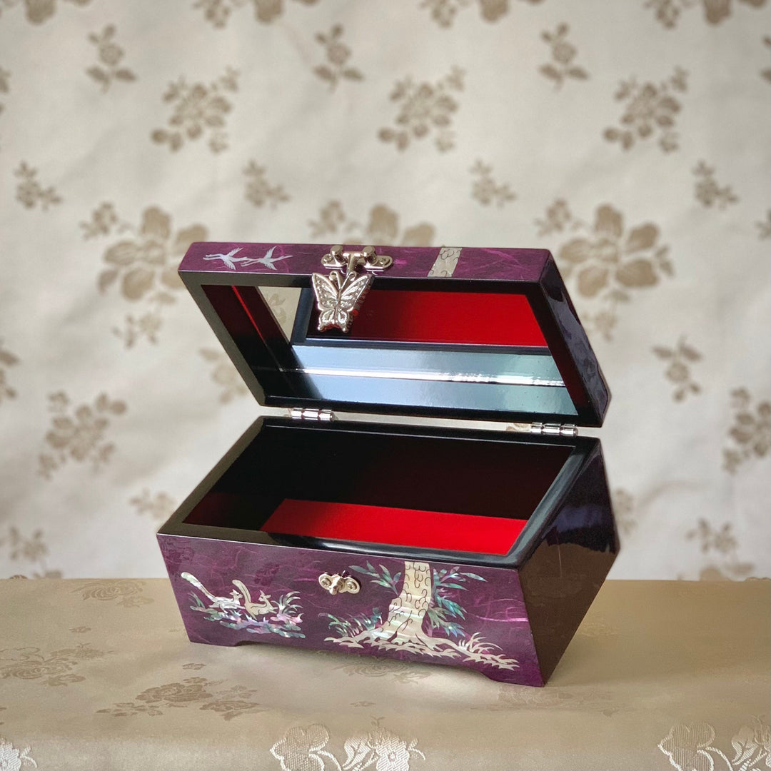 Korean traditional Mother of Pearl handmade jewelry box with pine tree and cranes pattern