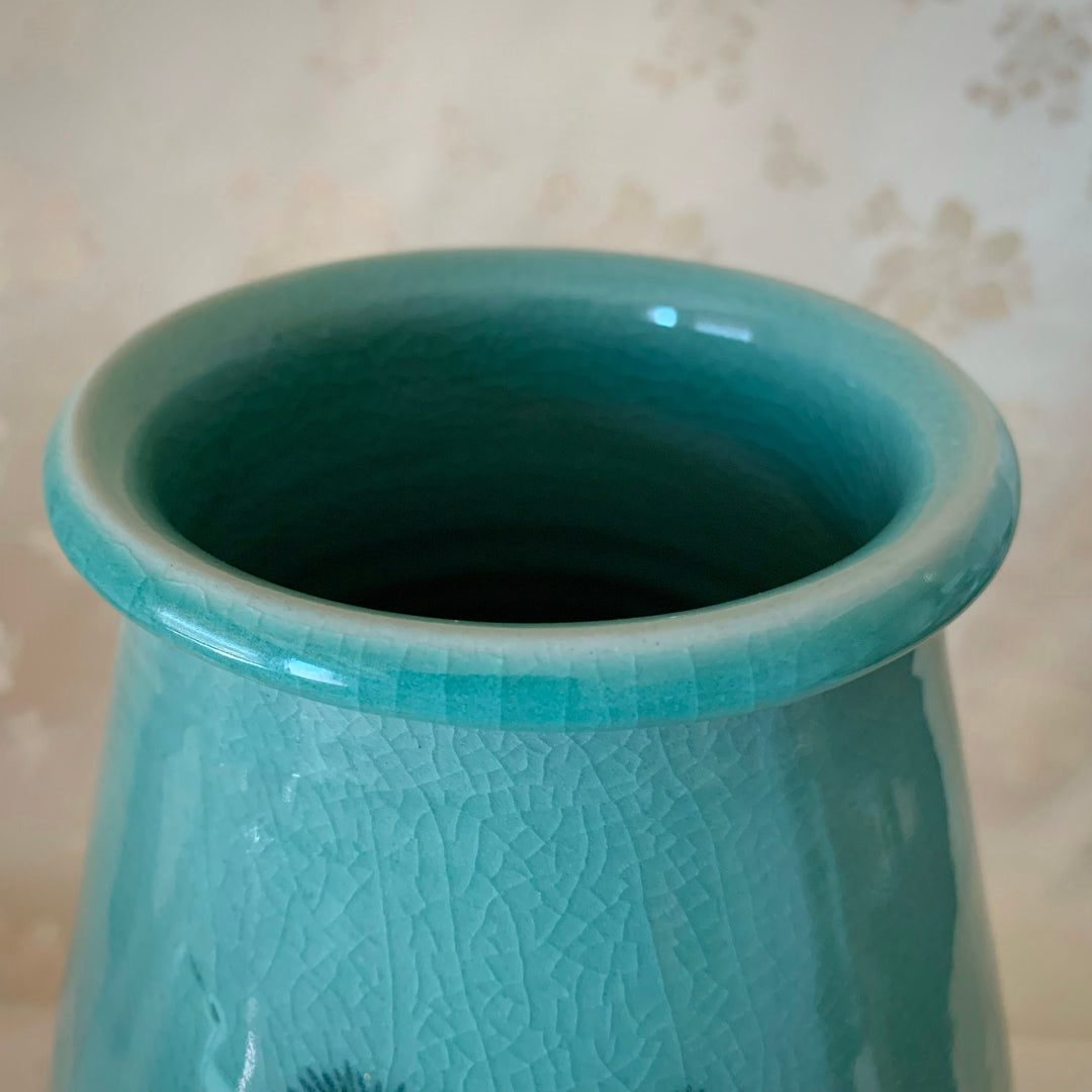 Koreanische traditionelle Vase aus Seladon-Kiefernbaum