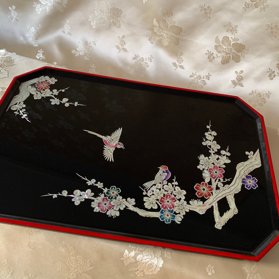鳥と花が描かれた素晴らしい韓国の伝統的な螺鈿手作りトレイ