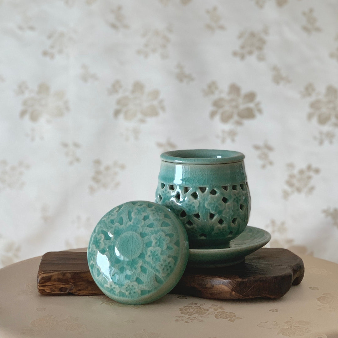 Celadon Openwork Double Wall Tea Cup Including Plate and Infuser with Plum Pattern (청자 이중투각 매화문 찻잔)
