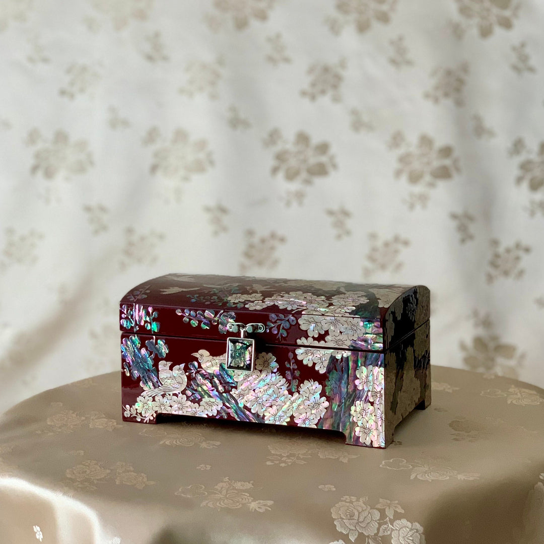 Rare Korean traditional Mother of Pearl handmade jewelry box with birds and flowers