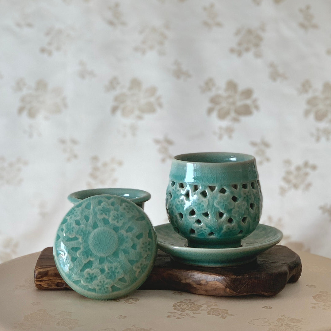 Celadon Openwork Double Wall Tea Cup Including Plate and Infuser with Plum Pattern (청자 이중투각 매화문 찻잔)