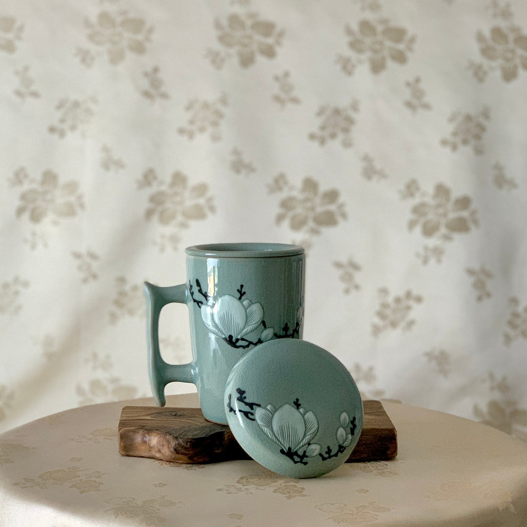 Celadon Long Tea Mug Cup with Inlaid Magnolia Pattern including Infuser (청자 목련문 머그다기)
