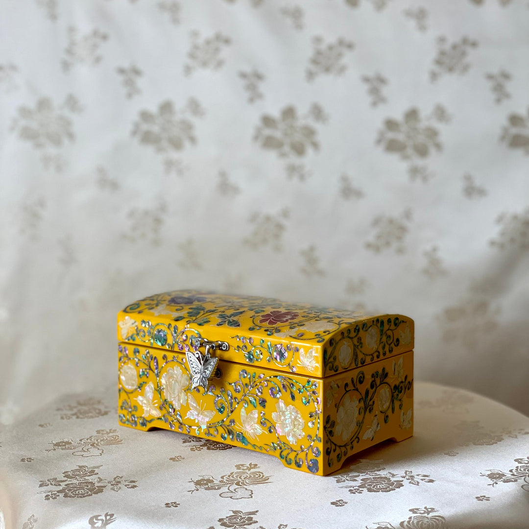Mother of Pearl Handmade Yellow Wooden Jewelry Box with Butterfly and Vine Pattern (자개 호접 당초문 보석함)