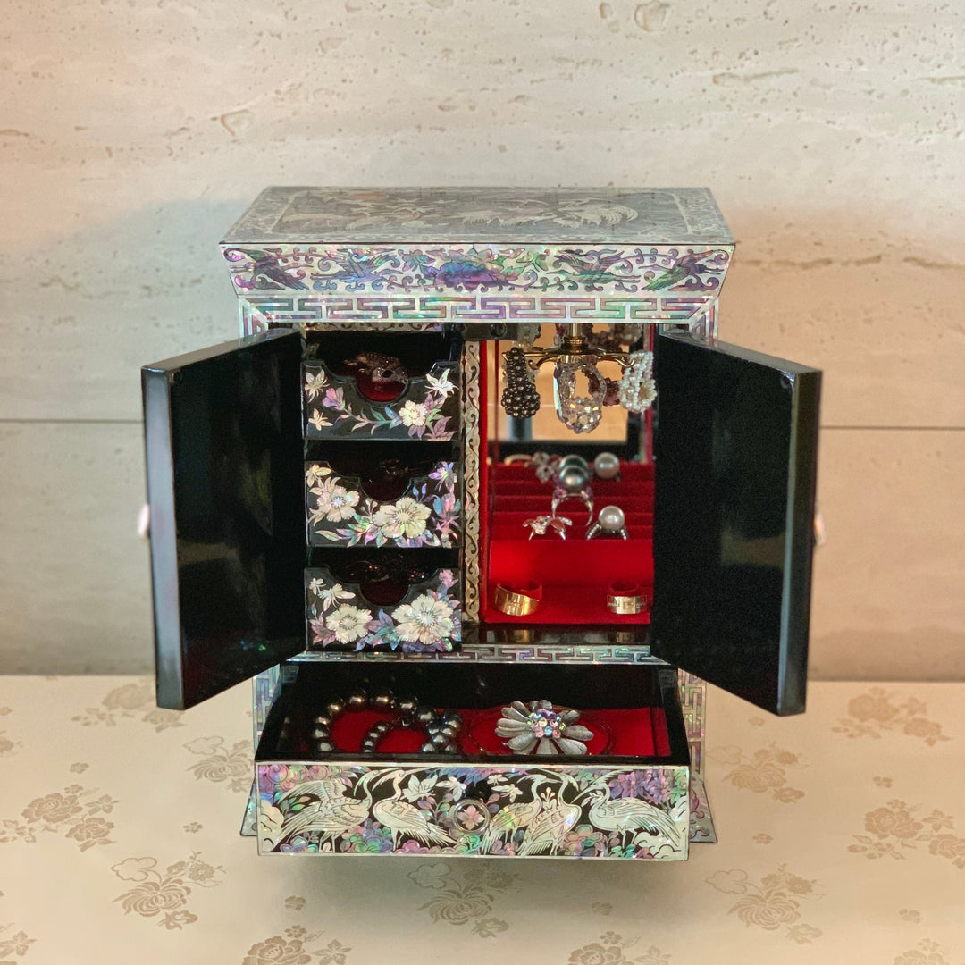 韓国王室の伝統的なマザーオブパールの花と鶴の模様の大きな手作りのジュエリーボックス